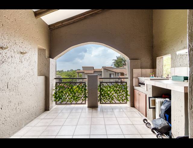 1 BEDROOM APARTMENT RENTED IN FOURWAYS